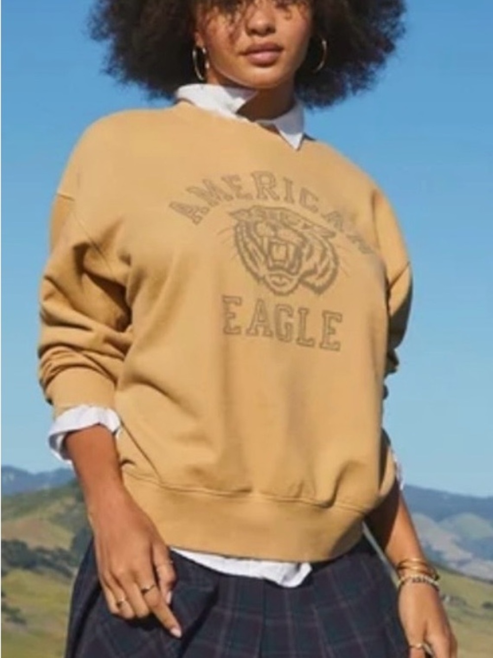 American Eagle Outfitters Mustard Graphic Crewneck Sweatshirt